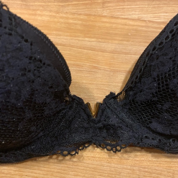 Black Victoria’s Secret Bralette - Picture 4 of 6